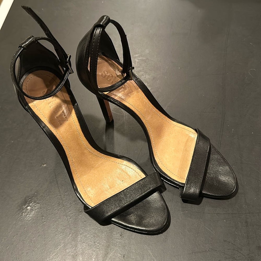 Shutz size 7 3” blackk open toe sandal withh ankle strapp